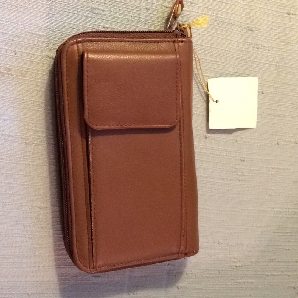 Clutch purse